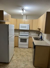 Lougheed 1411 - 200